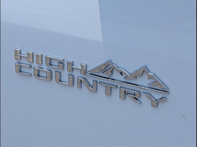 used 2023 Chevrolet Traverse car, priced at $41,963