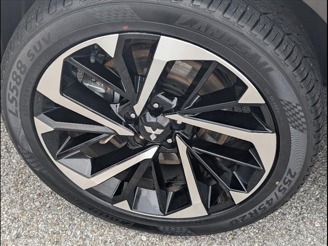 used 2024 Mitsubishi Outlander car, priced at $27,250