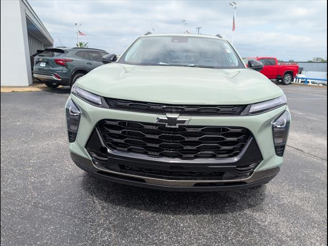 new 2025 Chevrolet Trax car, priced at $26,335