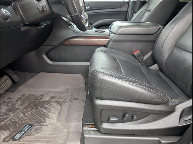 used 2020 GMC Yukon XL car, priced at $27,952