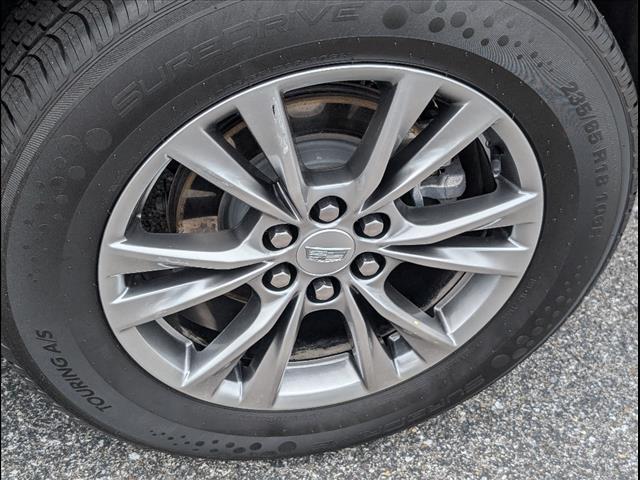 used 2023 Cadillac XT5 car, priced at $33,483