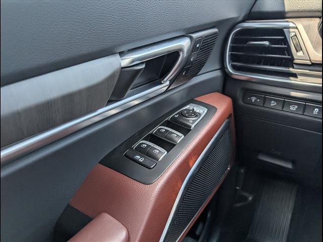 used 2023 Kia Telluride car, priced at $37,979