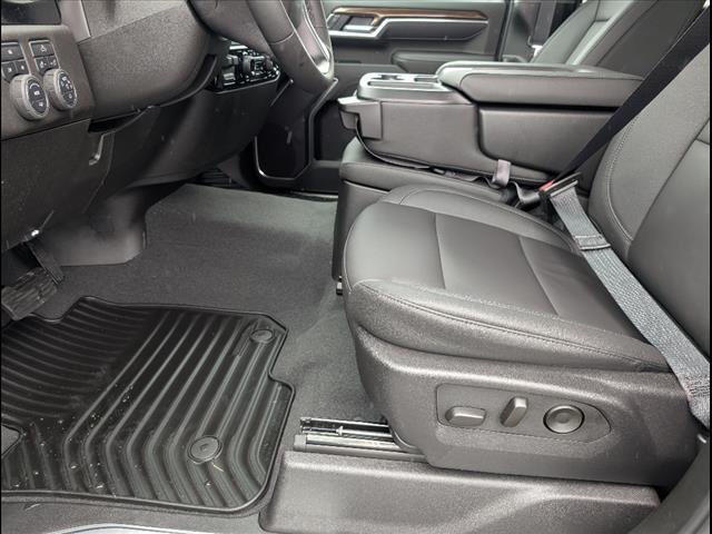 new 2025 Chevrolet Silverado 2500 car, priced at $69,694