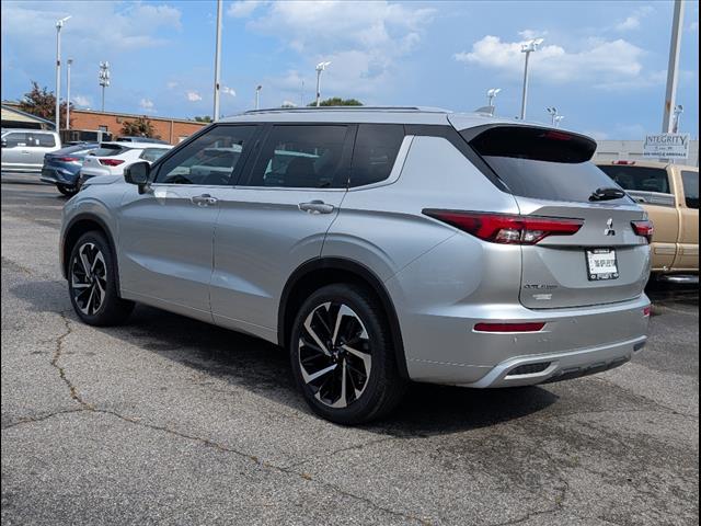 used 2023 Mitsubishi Outlander car, priced at $25,893