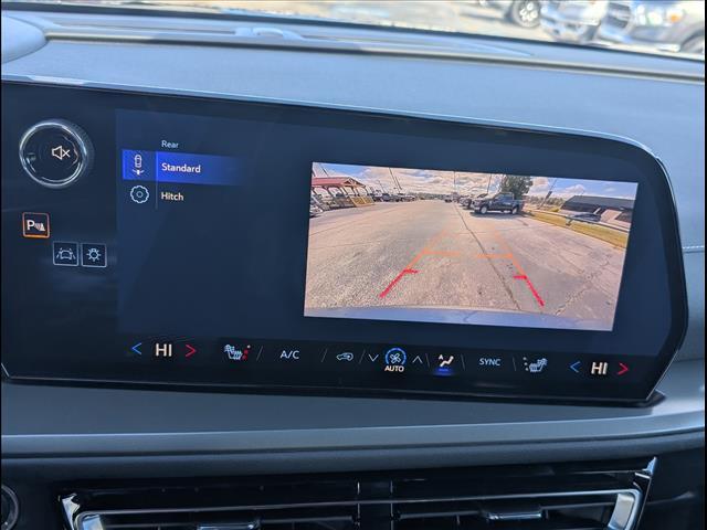 new 2026 Chevrolet Traverse car, priced at $46,195