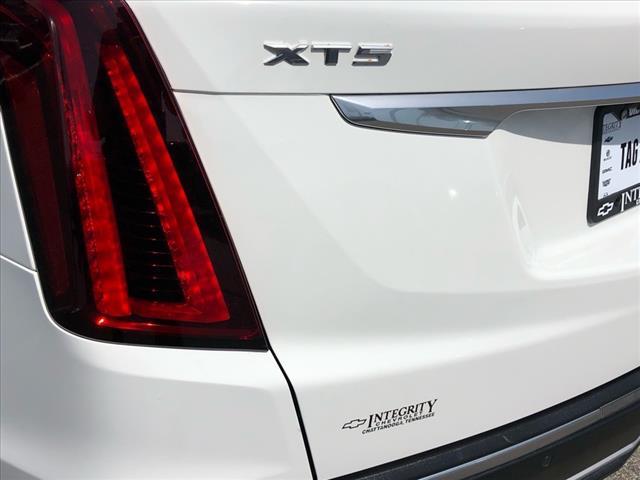 used 2022 Cadillac XT5 car, priced at $30,981