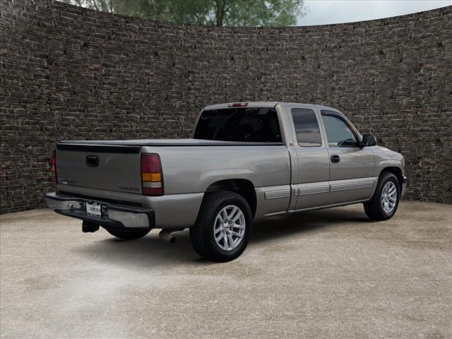 used 2001 Chevrolet Silverado 1500 car, priced at $9,997