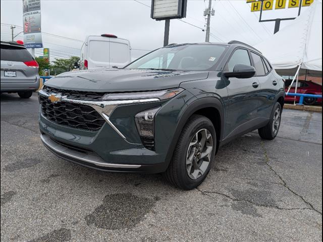 new 2025 Chevrolet Trax car, priced at $24,235