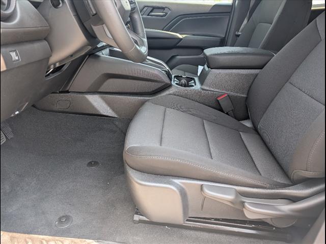new 2025 Chevrolet Colorado car, priced at $31,820