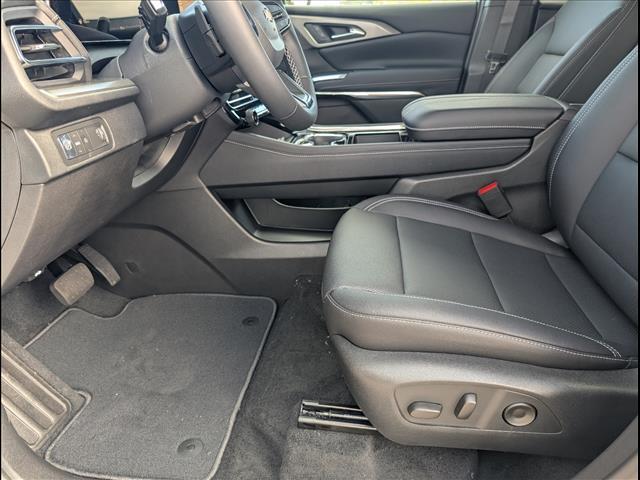 new 2026 Chevrolet Traverse car, priced at $47,445