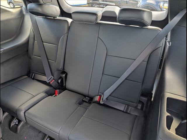 new 2026 Chevrolet Traverse car, priced at $47,445