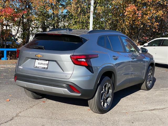 new 2025 Chevrolet Trax car, priced at $22,595