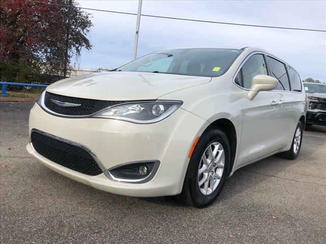 used 2020 Chrysler Pacifica car, priced at $14,629