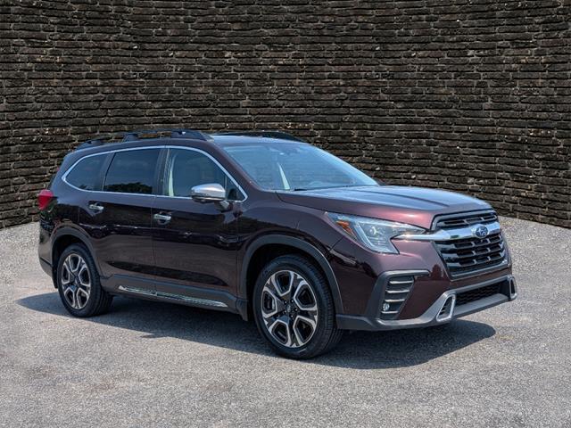 used 2023 Subaru Ascent car, priced at $37,981