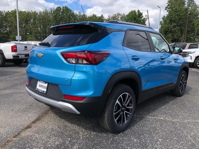 new 2025 Chevrolet TrailBlazer car, priced at $23,735