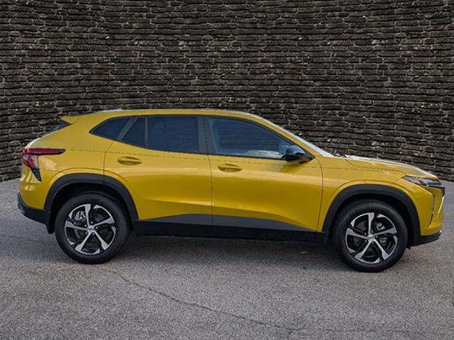 new 2025 Chevrolet Trax car, priced at $22,735