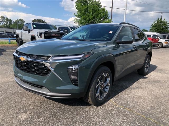 new 2025 Chevrolet Trax car, priced at $24,235