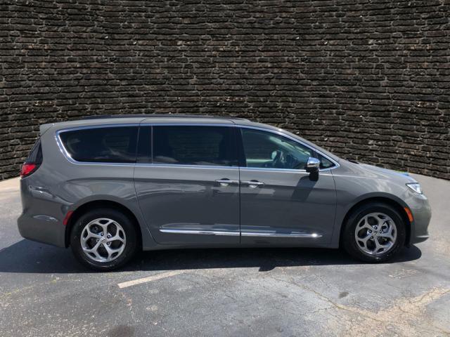 used 2023 Chrysler Pacifica car, priced at $27,995