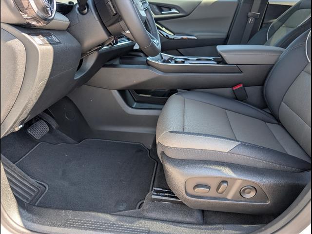 new 2026 Chevrolet Equinox car, priced at $33,168