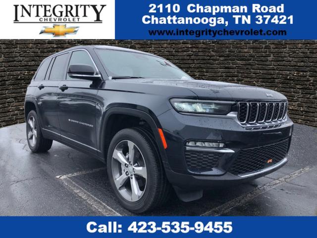 used 2024 Jeep Grand Cherokee car, priced at $43,981