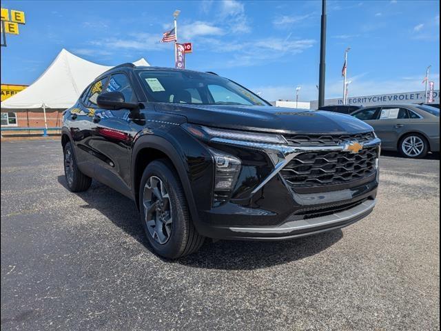 new 2025 Chevrolet Trax car, priced at $24,335