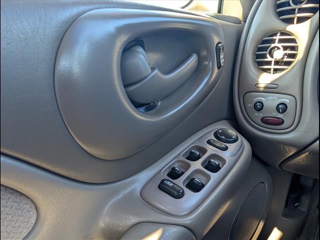 used 2005 Pontiac Bonneville car, priced at $4,994