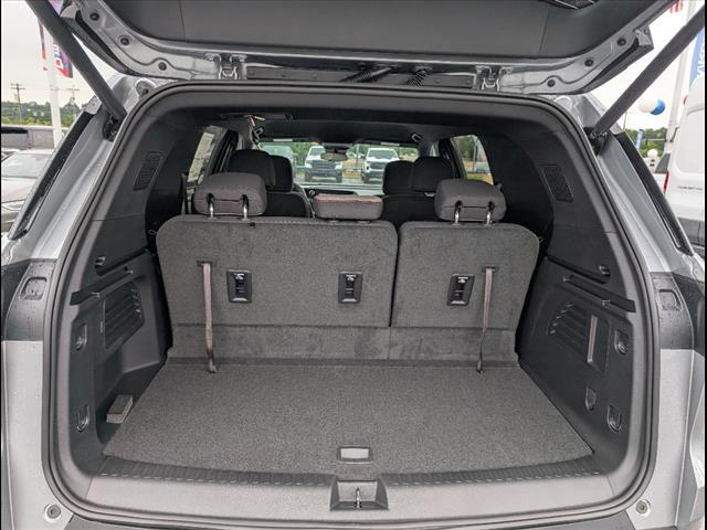 new 2025 Chevrolet Traverse car, priced at $42,195