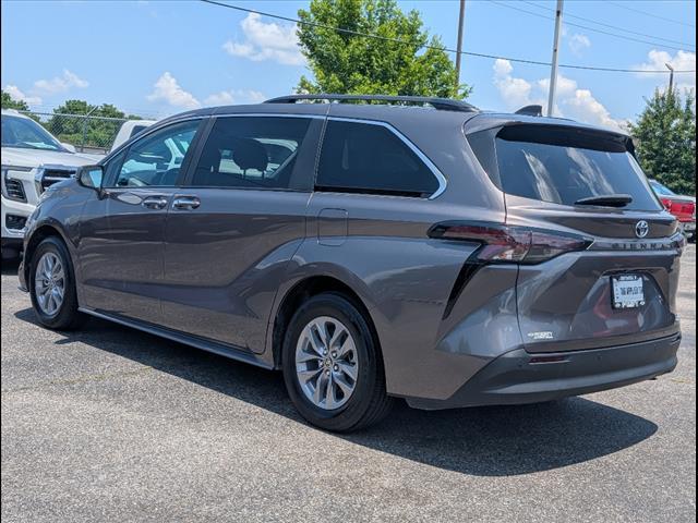 used 2023 Toyota Sienna car, priced at $41,975