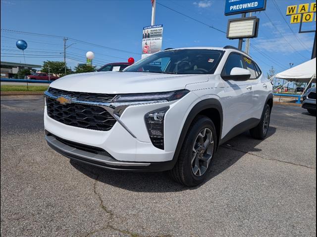 new 2025 Chevrolet Trax car, priced at $24,235