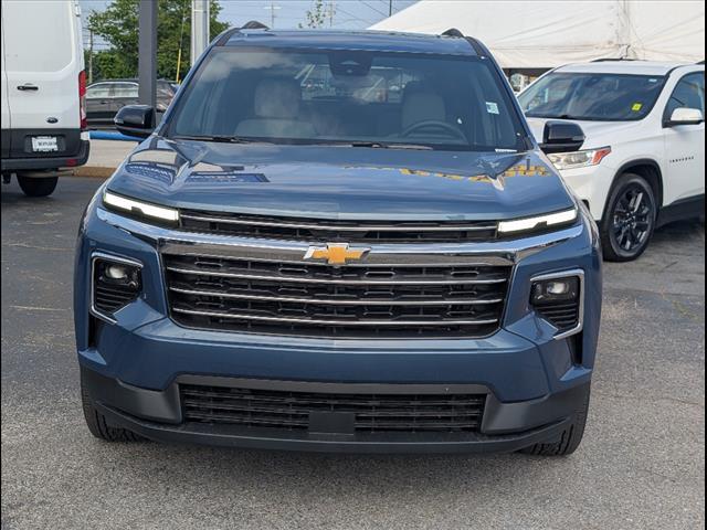 new 2025 Chevrolet Traverse car, priced at $44,595