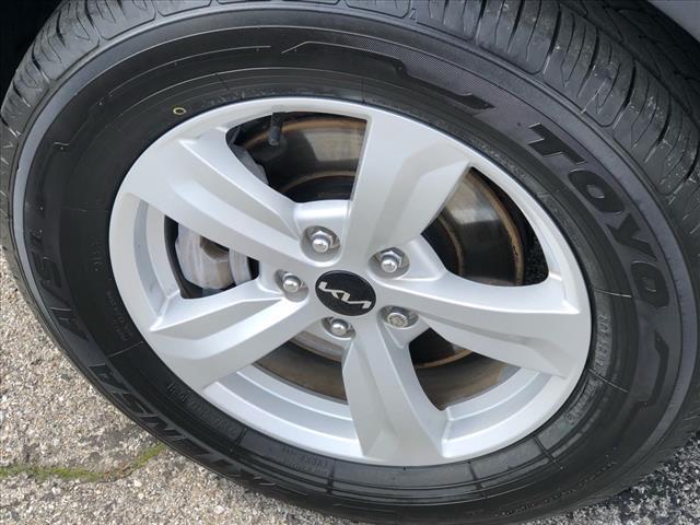 used 2022 Kia Sorento car, priced at $23,981