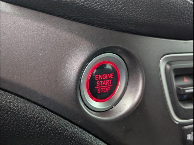 used 2022 Honda Pilot car, priced at $30,997