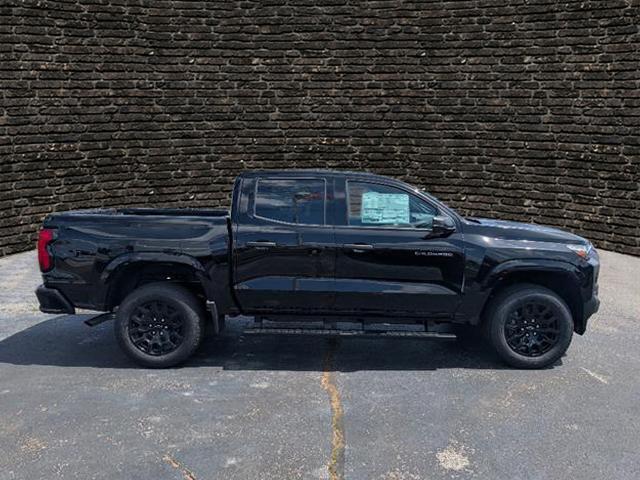 new 2025 Chevrolet Colorado car, priced at $34,130