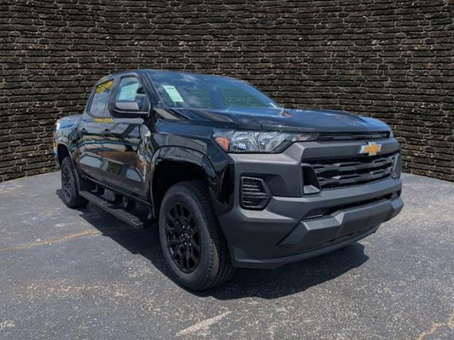 new 2025 Chevrolet Colorado car, priced at $34,130