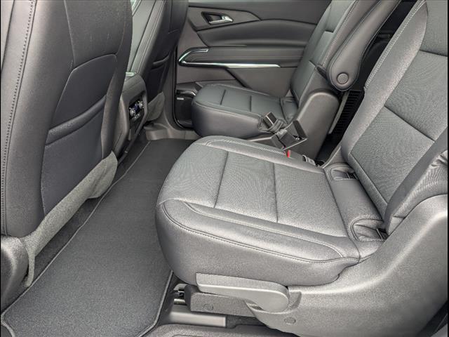 new 2026 Chevrolet Traverse car, priced at $52,135