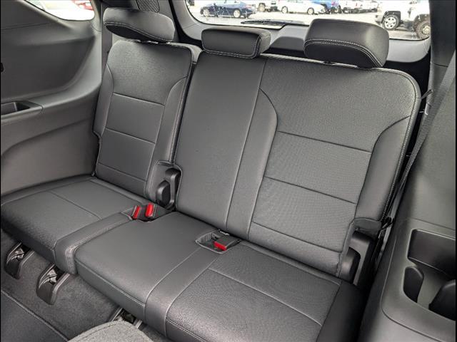new 2026 Chevrolet Traverse car, priced at $52,135