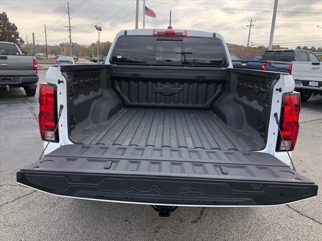 new 2024 Chevrolet Colorado car, priced at $38,010