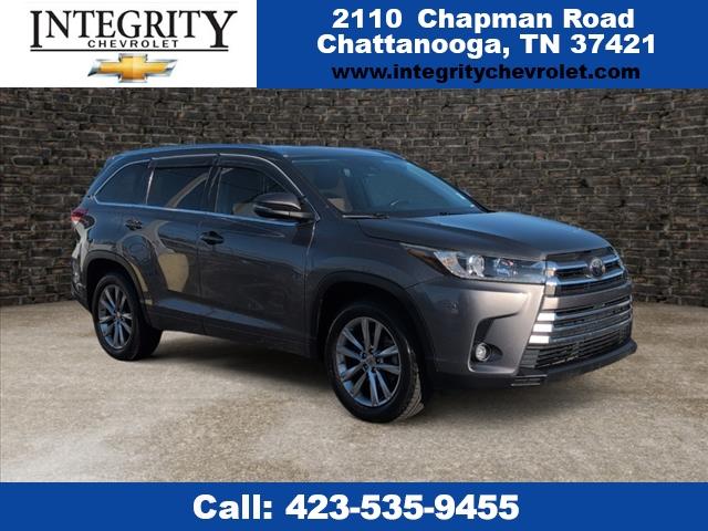 used 2019 Toyota Highlander car, priced at $22,444