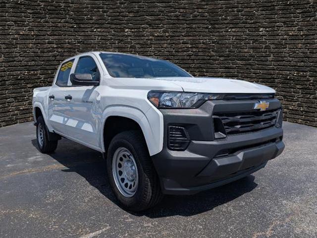 new 2025 Chevrolet Colorado car, priced at $31,345