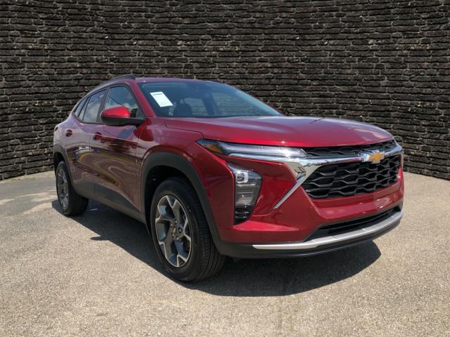 new 2025 Chevrolet Trax car, priced at $25,385