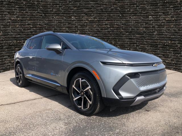 new 2024 Chevrolet Equinox EV car, priced at $43,295