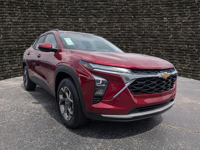 new 2025 Chevrolet Trax car, priced at $23,440
