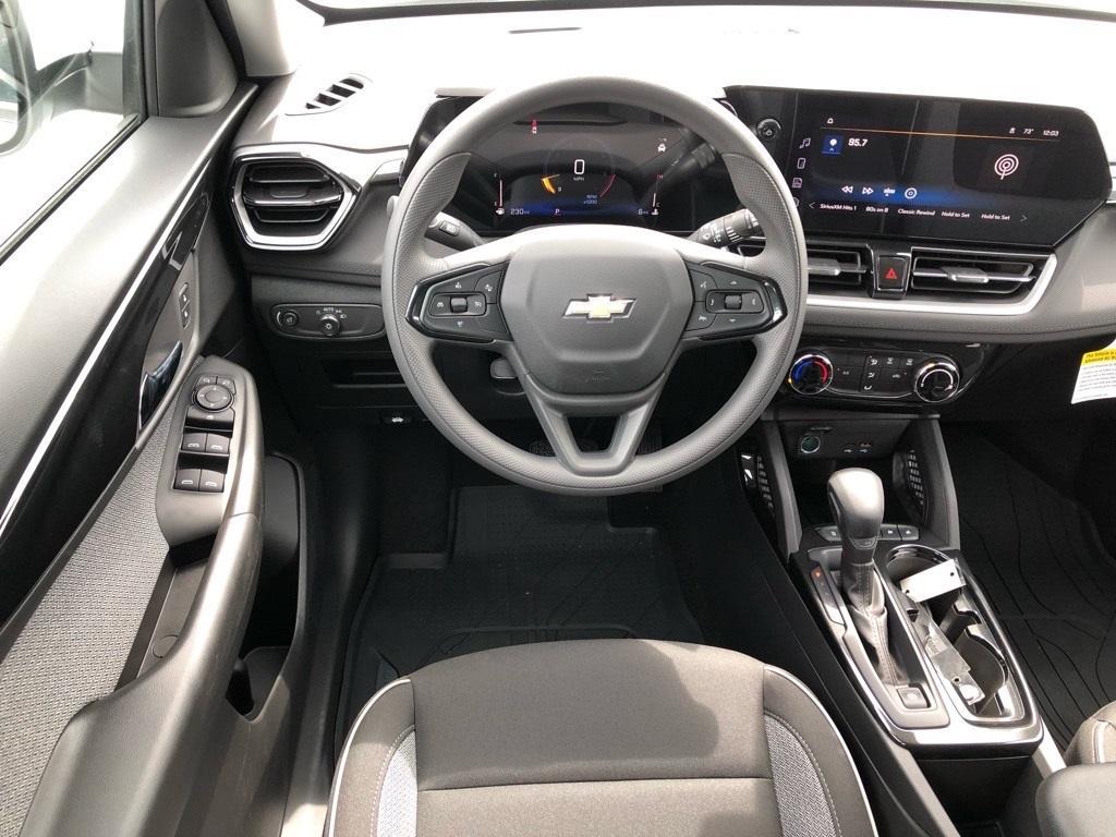 new 2025 Chevrolet TrailBlazer car, priced at $25,990