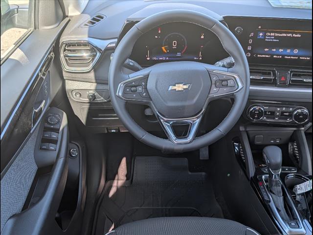 new 2025 Chevrolet TrailBlazer car, priced at $30,180