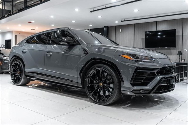 used 2022 Lamborghini Urus car, priced at $269,800