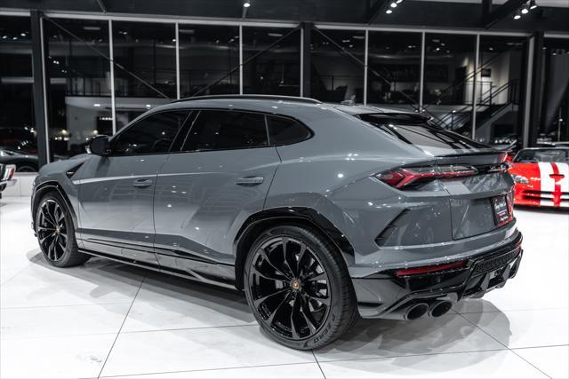 used 2022 Lamborghini Urus car, priced at $269,800