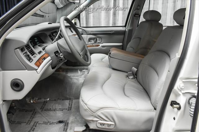 used 1997 Lincoln Town Car car, priced at $24,800