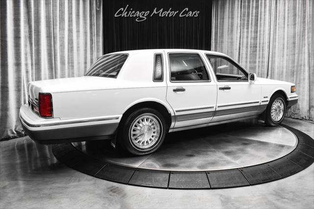 used 1997 Lincoln Town Car car, priced at $24,800