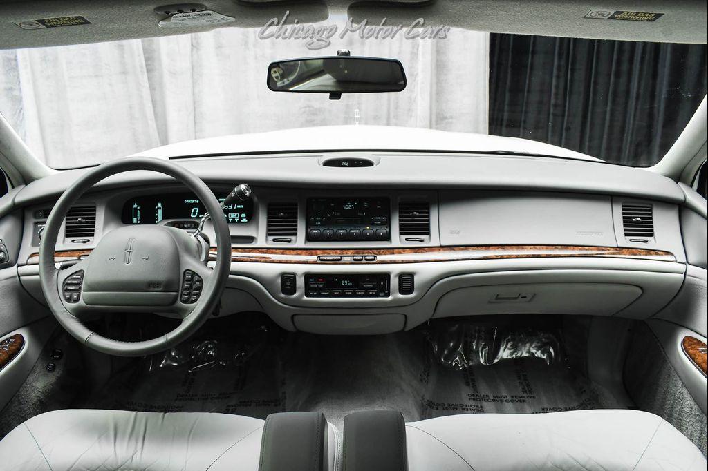 used 1997 Lincoln Town Car car, priced at $20,800