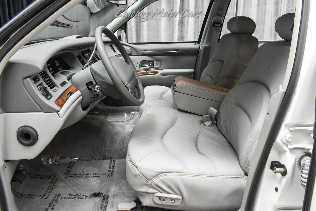 used 1997 Lincoln Town Car car, priced at $20,800